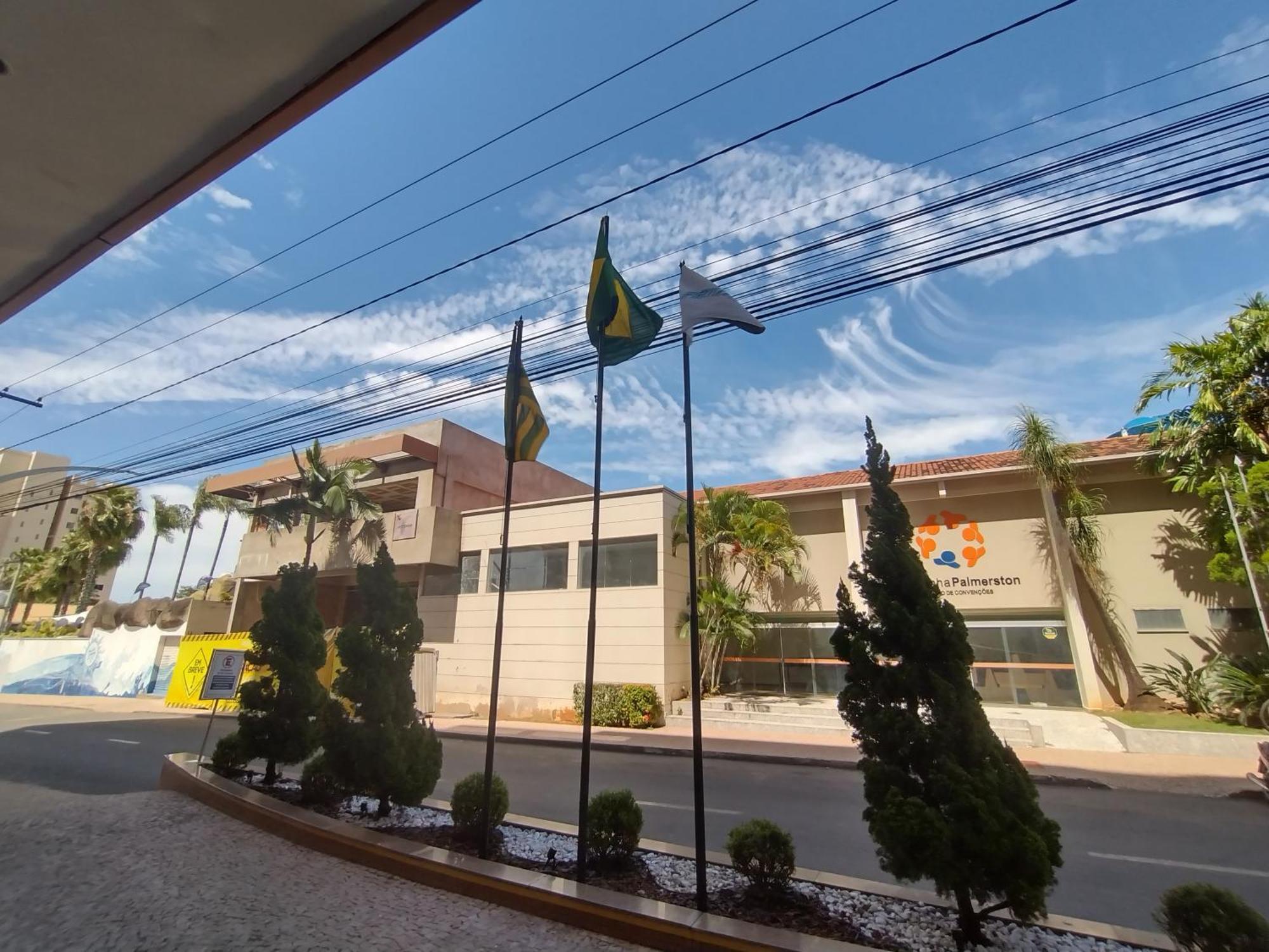 Boulevard - Achei Ferias - Com Roupa De Cama * Caldas Novas